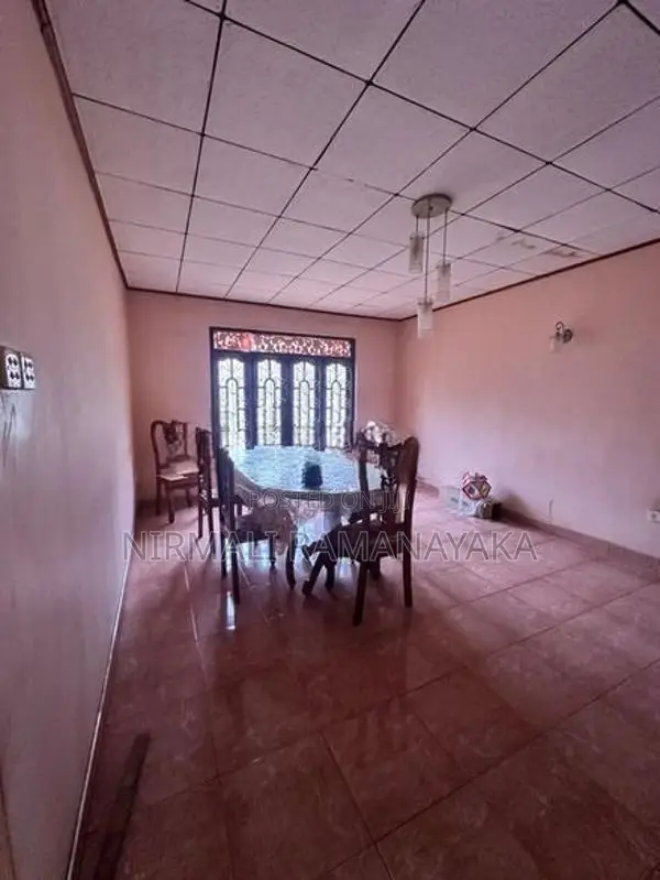 Home With Land For Sale In Bibile