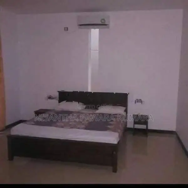 House for Rent Near Divisional Secretariat – Hingurakgoda