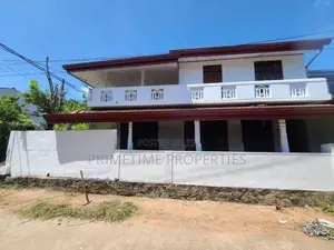 (KH1004) Two Storey House for Sale in Raddolugama, Seeduwa