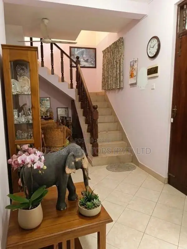Spacious Two-Story House for Sale – Piliyandala