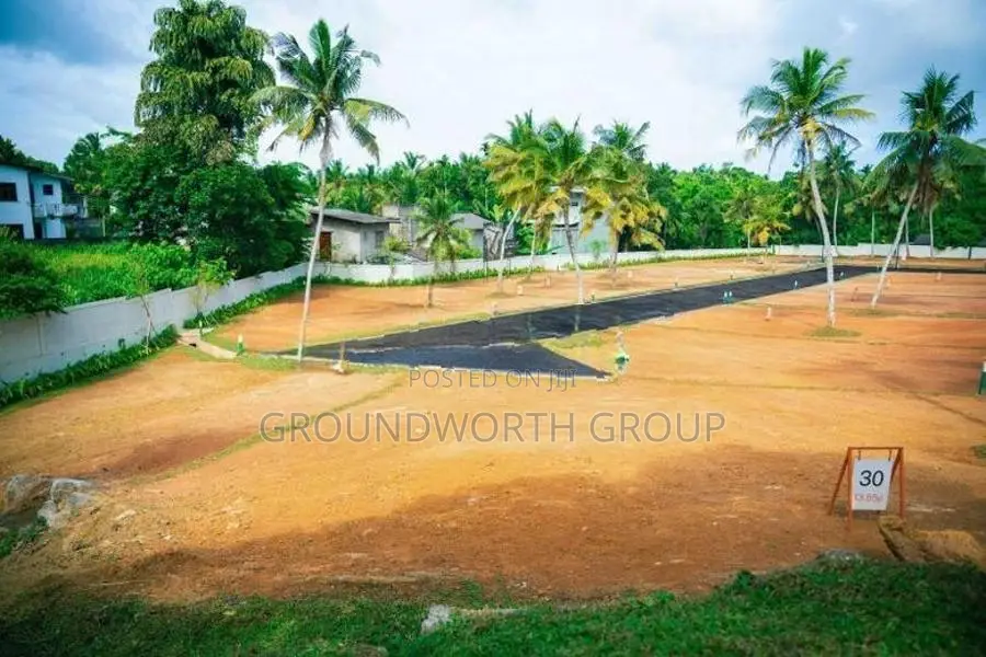 Premium Land for Sale Hokanadara
