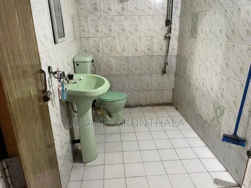 56/2 Waragoda Rd Kelaniya Room Rent