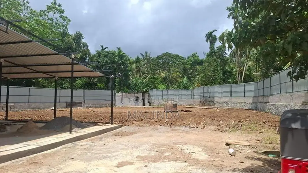 Commercial Property for Sale in Homagama