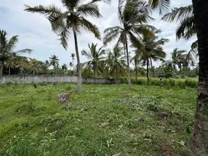 දංකොටුවේ පර්චස් 15ක සින්නක්කර ඉඩමක් විකිණීම
