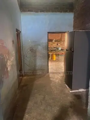 Spacious 4-Bedroom House on 80 Perches for Sale – Dehiattakandiya