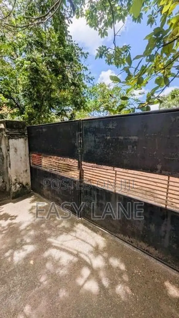 කිරිබත්ගොඩ – නාගහවත්ත ප්‍රදේශයෙන් ඉඩම සමඟ නිවසක් විකිණීමට