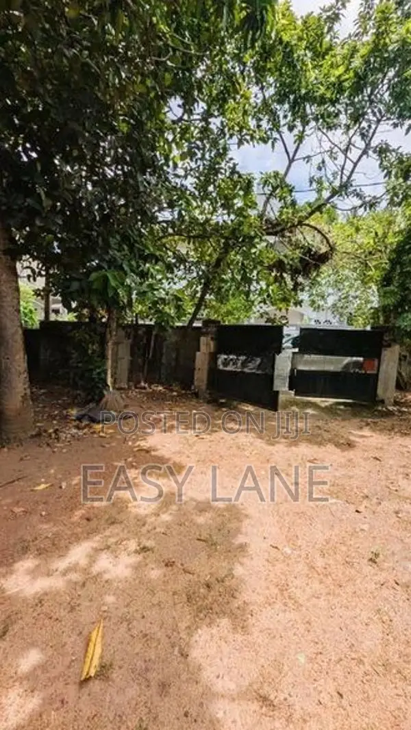 කිරිබත්ගොඩ – නාගහවත්ත ප්‍රදේශයෙන් ඉඩම සමඟ නිවසක් විකිණීමට