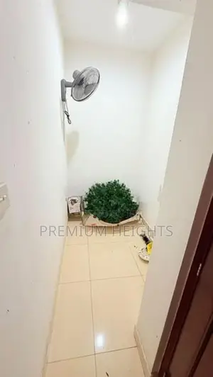 3BR Apartment for Rent in On320 - Colombo 02