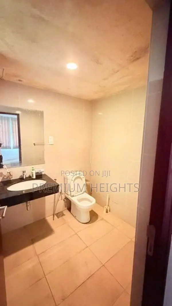 3BR Apartment for Rent in On320 - Colombo 02