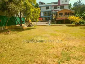 Lands for sale near Karapitiya