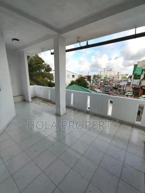 2 BHK Ac 3 Rd Floor No Lift Nugegoda Rent
