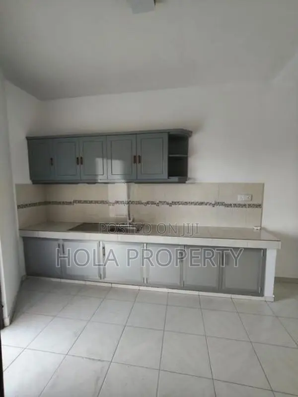 2 BHK Ac 3 Rd Floor No Lift Nugegoda Rent