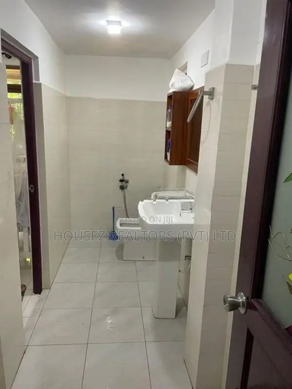 Beautiful Three-Storey House for Sale – Bandaragama