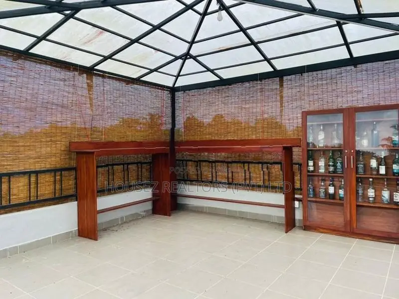 Beautiful Three-Storey House for Sale – Bandaragama