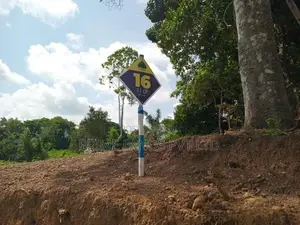 අම්බලන්ගොඩ නගරයෙන් ඉඩමක්