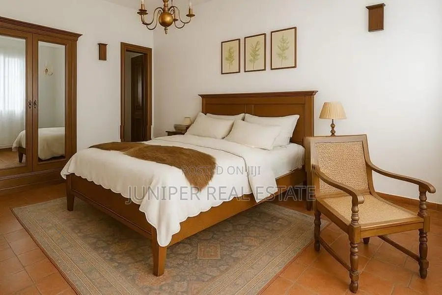 3 Bed Bath Commercial Villa with Private Pool in Unawatuna