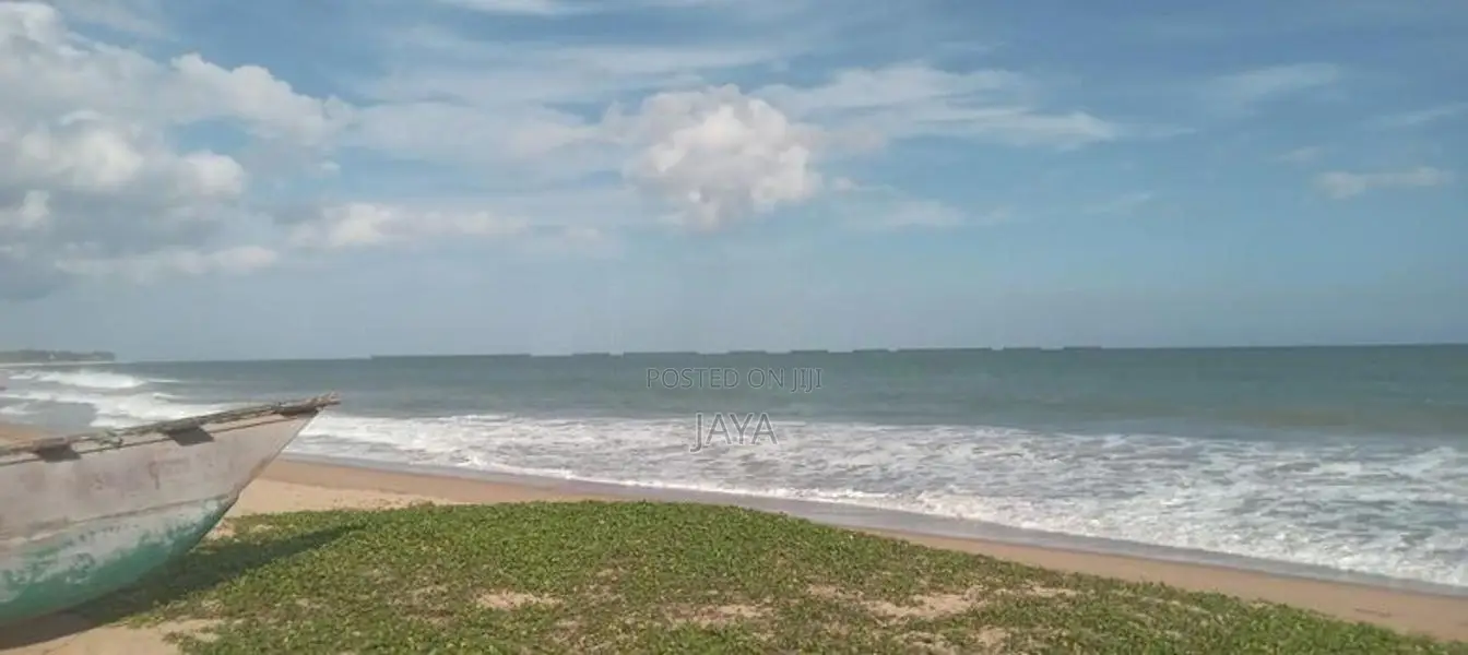 Land for Sale in Tangalla Beach Side