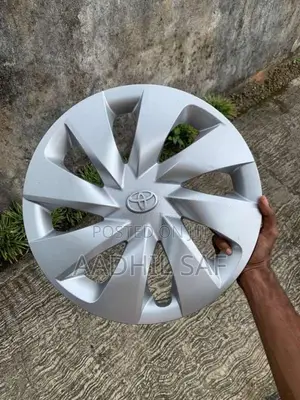 Toyota Vitz Brand New Rim Cup for Car