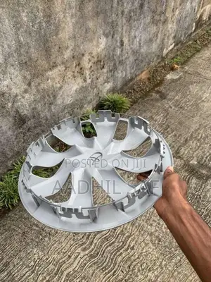 Toyota Vitz Brand New Rim Cup for Car