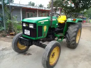 John-Deere 5310 2012 Tractor (Used)