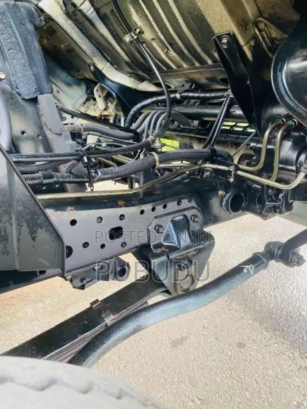 Mitsubishi Fuso Canter 2010 Lorry (Used)