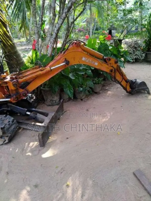 Yanmar 15 2000 Heavy-Duty (Used)