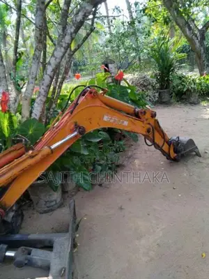 Yanmar 15 2000 Heavy-Duty (Used)