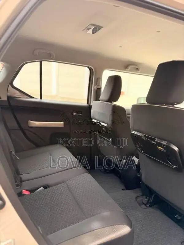 Suzuki Xbee 2025 SUV Unregistered (Recondition)