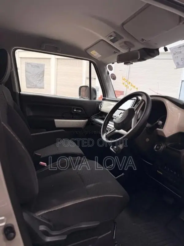 Suzuki Xbee 2025 SUV Unregistered (Recondition)