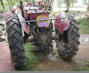 Massey-Ferguson 135 1993 Tractor (Used)