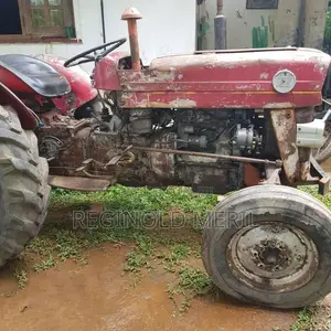 Massey-Ferguson 135 1993 Tractor (Used)