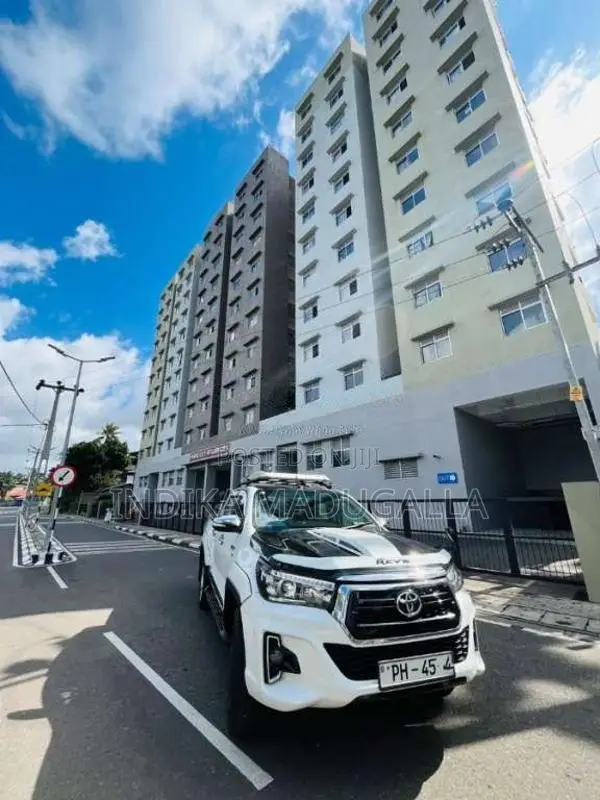 Toyota Hilux 2017 Pickup (Used)