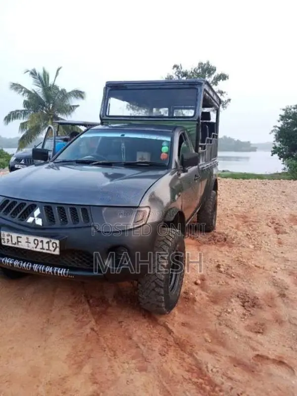 Mitsubishi L200 2008 Pickup (Used)