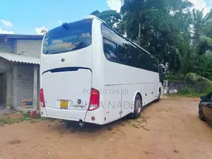 Micro Yutong 2013 Bus (Used)