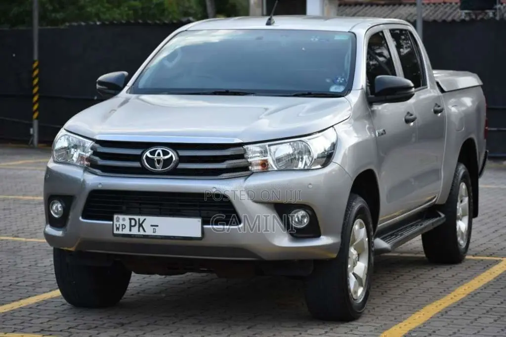 Toyota Hilux 2019 Pickup (Used)