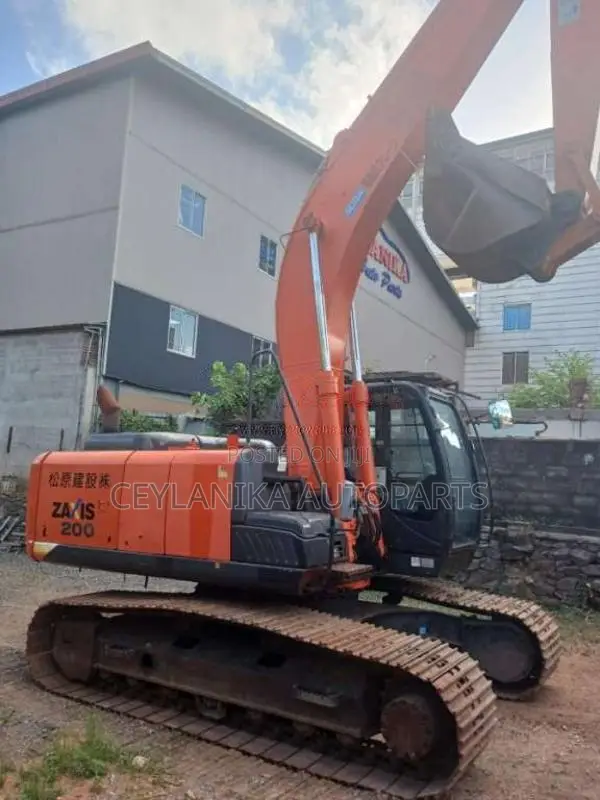 Hitachi ZX200-5 2019 Heavy-Duty Unregistered (Recondition)