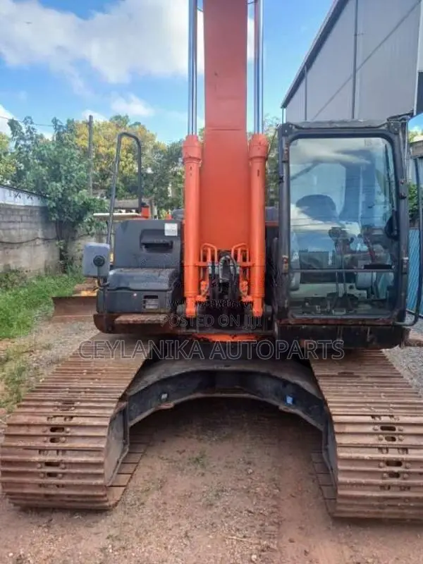 Hitachi ZX200-5 2019 Heavy-Duty Unregistered (Recondition)