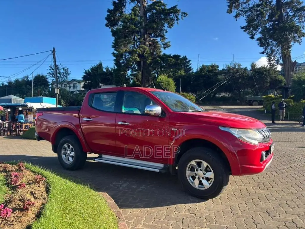Mitsubishi L200 2016 Pickup (Used)