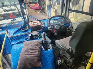 Ashok-Leyland Leyland 2018 Bus (Used)