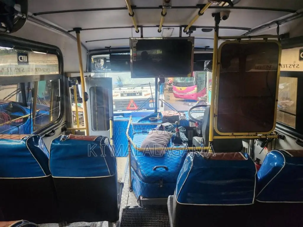 Ashok-Leyland Leyland 2018 Bus (Used)