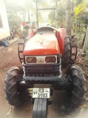 Kubota Kubota 2014 Tractor (Used)