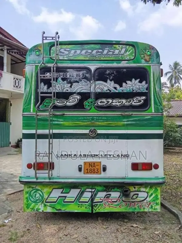 Ashok-Leyland Hino Power 2006 Bus (Used)