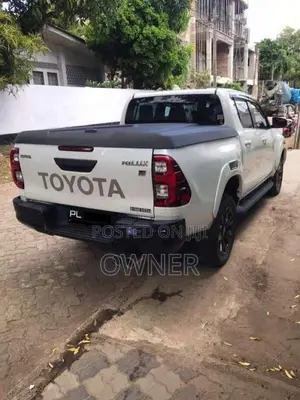 Toyota Hilux GR Sport 2024 Pickup (Used)