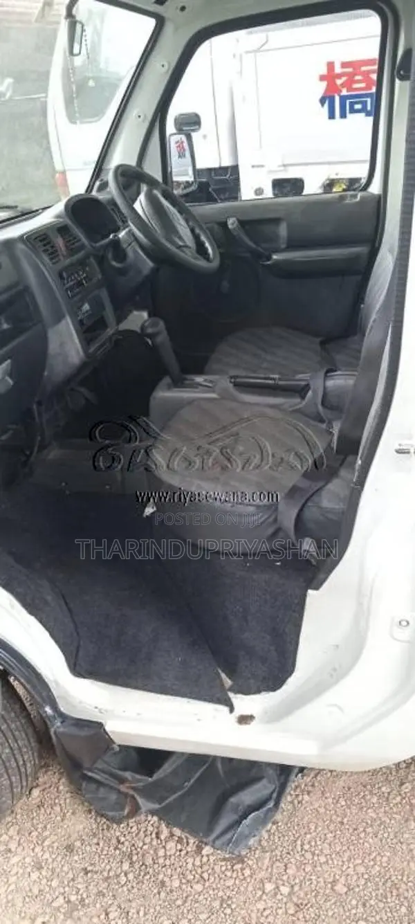 Suzuki Every 2002 Lorry (Used)