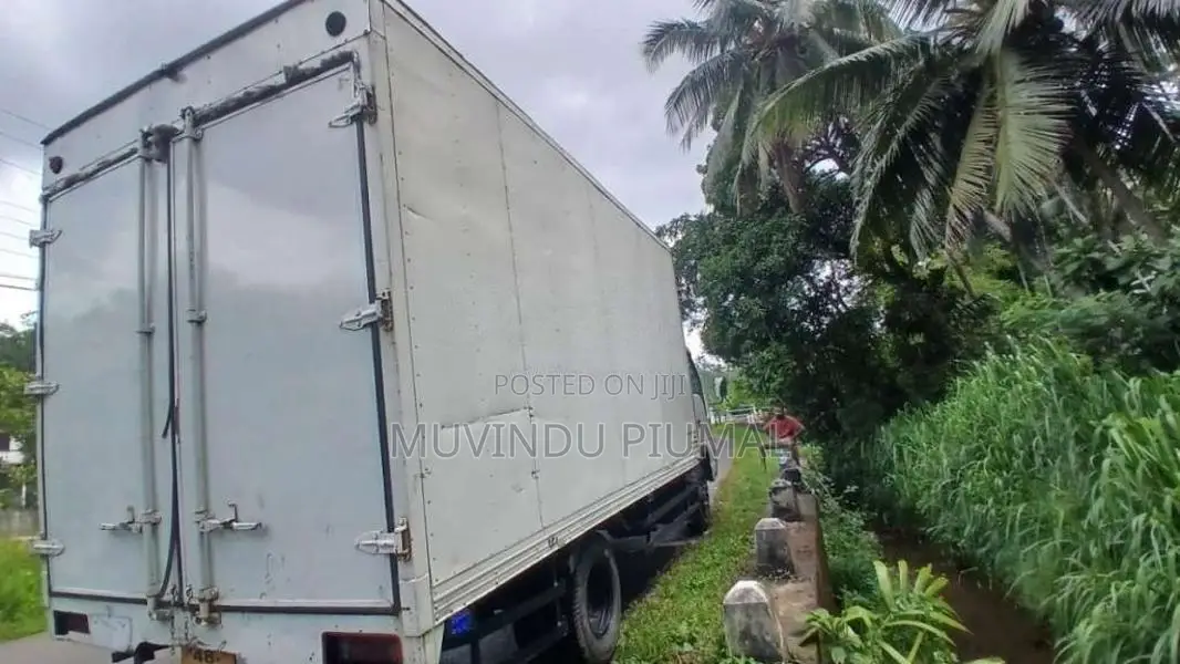Isuzu NPR58 1992 Lorry (Used)