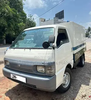 Mazda Freezer 2004 Lorry (Used)