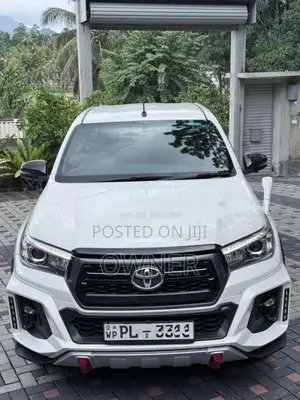 Toyota Hilux Rocco 2019 Pickup (Used)
