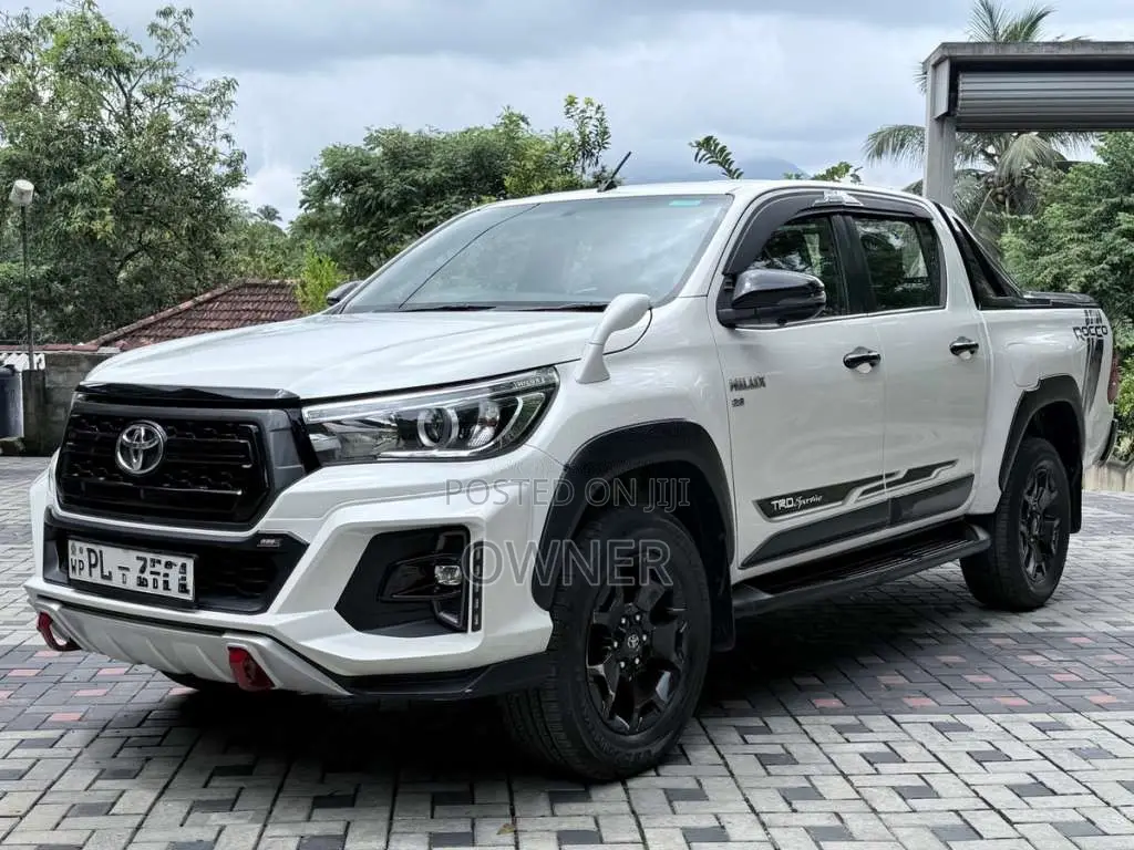 Toyota Hilux Rocco 2019 Pickup (Used)