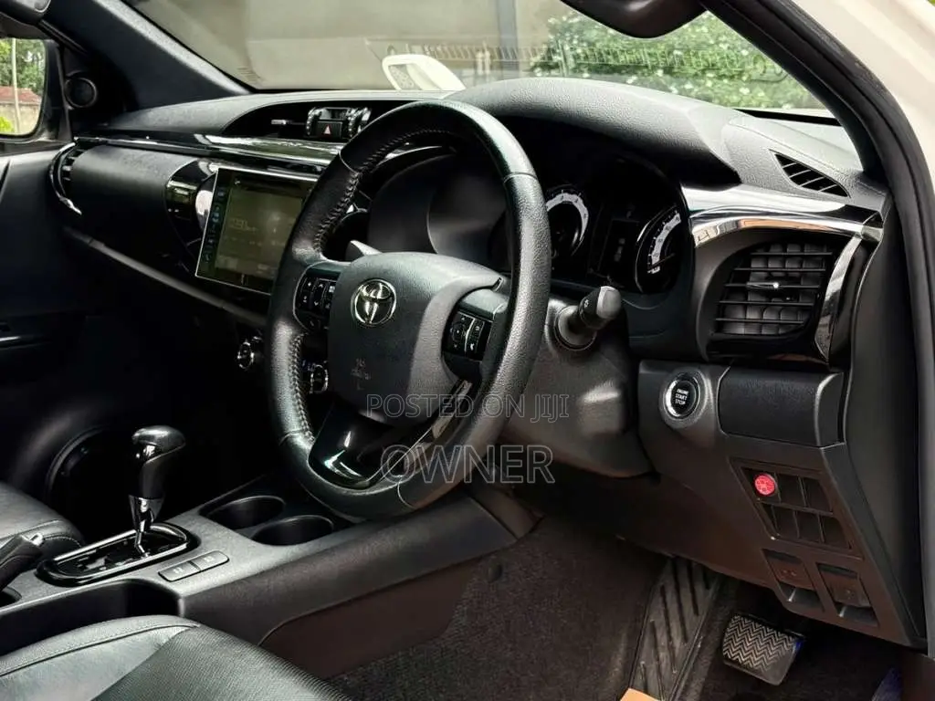 Toyota Hilux Rocco 2019 Pickup (Used)