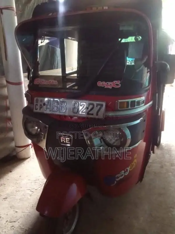 Bajaj 4 Stroke 2015 Three Wheel (Used)